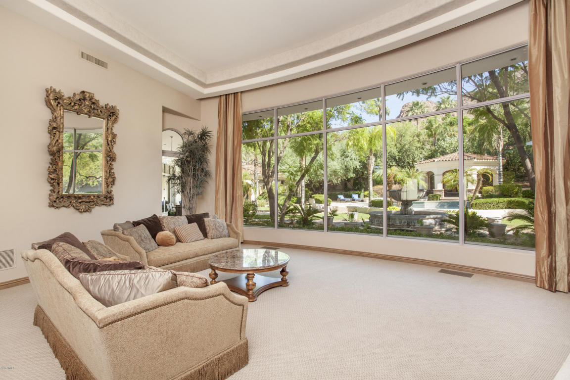 5112 E ROCKRIDGE Road, Phoenix, AZ 85018