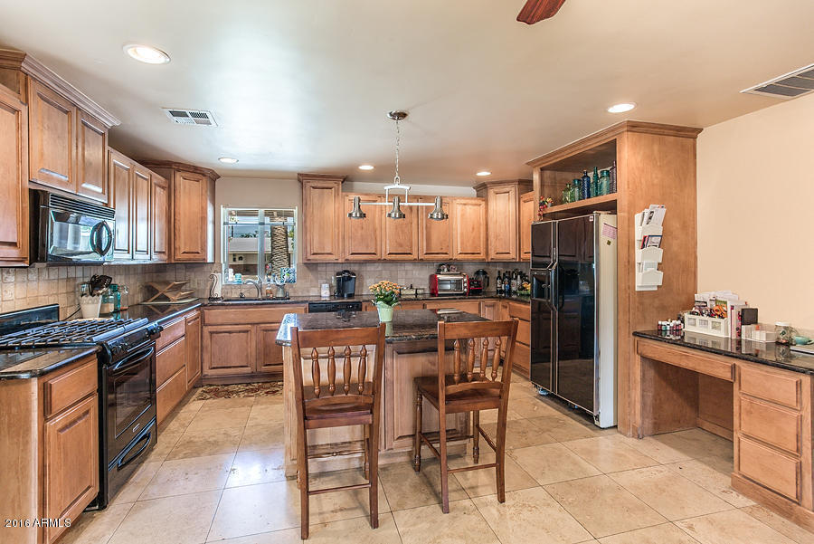 3415 E INDIANOLA Avenue, Phoenix, AZ 85018
