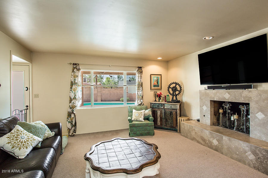 3415 E INDIANOLA Avenue, Phoenix, AZ 85018