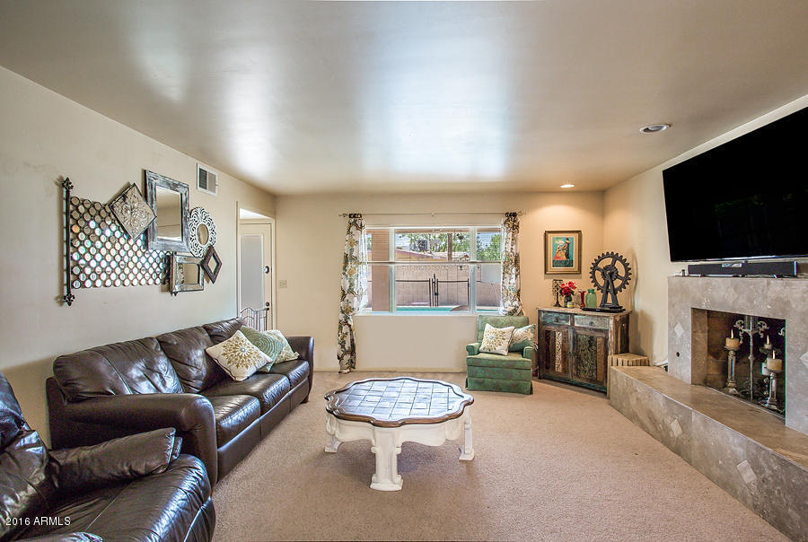 3415 E INDIANOLA Avenue, Phoenix, AZ 85018