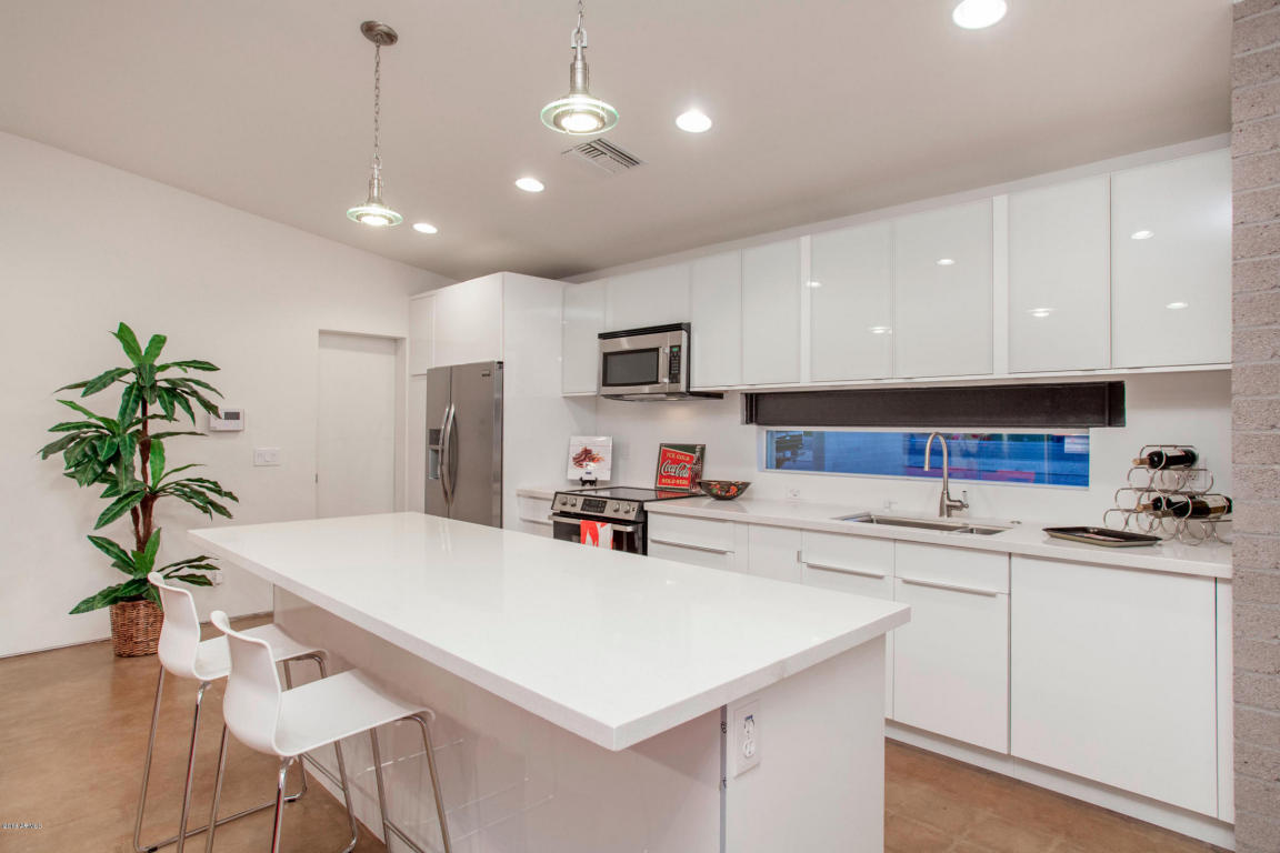 5316 E THOMAS Road, Phoenix, AZ 85018