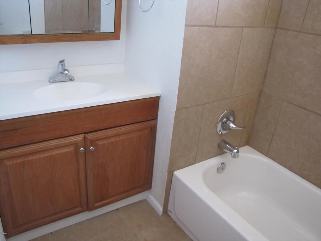 4615 N 39TH Avenue, Phoenix, AZ 85019
