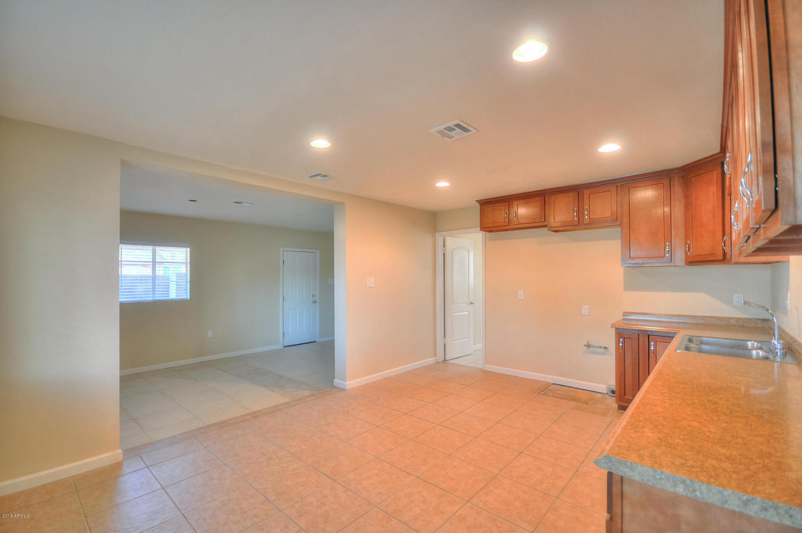 3911 W THOMAS Road, Phoenix, AZ 85019