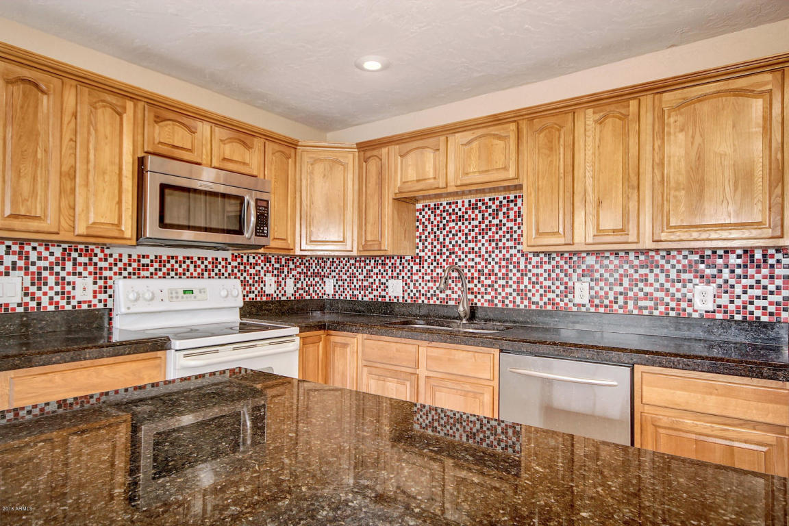3513 W LAWRENCE Road, Phoenix, AZ 85019