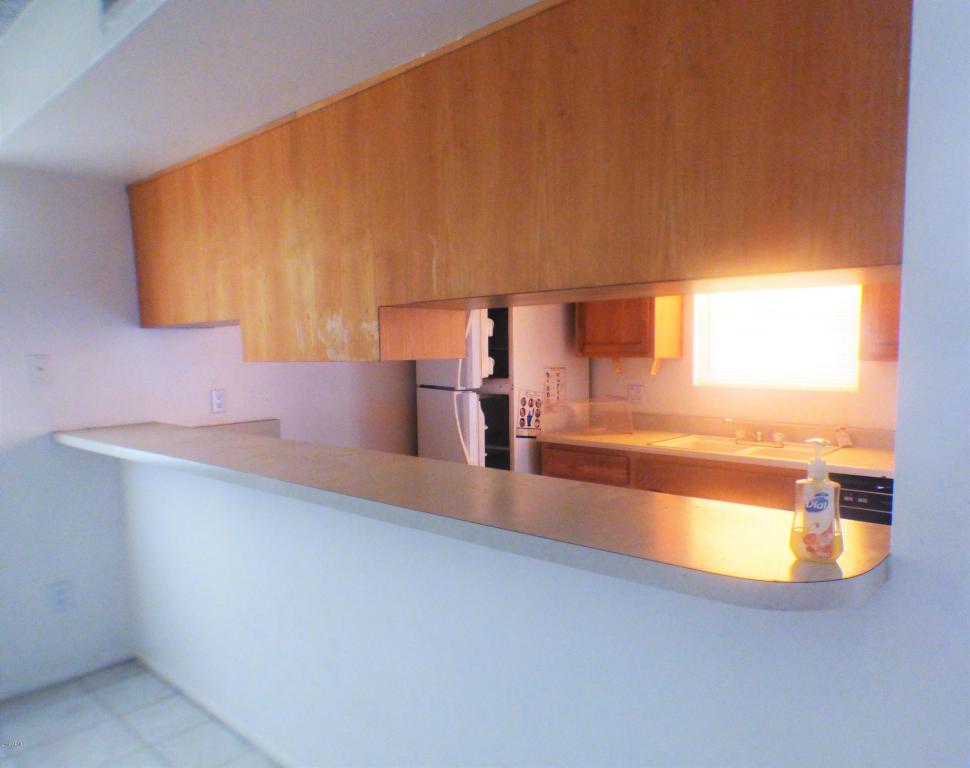 8847 N 8TH Street, Phoenix, AZ 85020