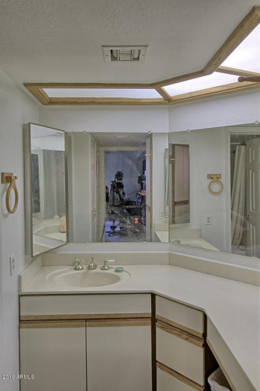 10410 N CAVE CREEK Road, Phoenix, AZ 85020