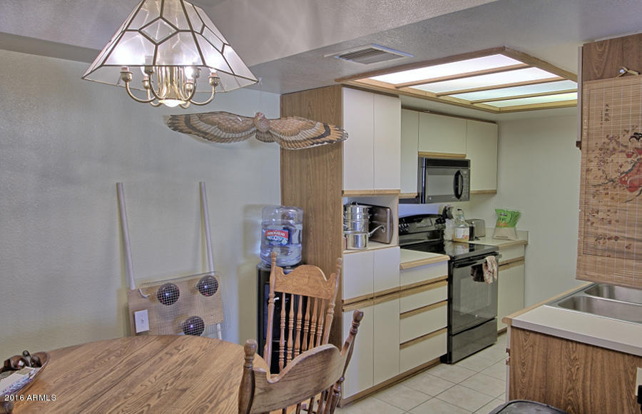 10410 N CAVE CREEK Road, Phoenix, AZ 85020