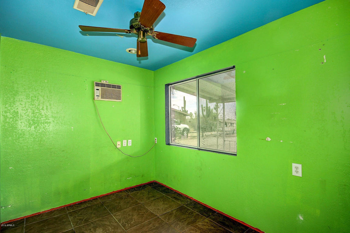 9203 N 13TH Street, Phoenix, AZ 85020