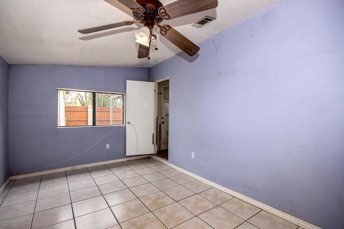 9203 N 13TH Street, Phoenix, AZ 85020