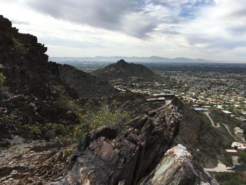 1860 E Cinnabar Avenue, Phoenix, AZ 85020