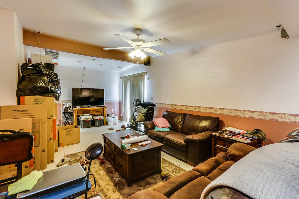 9005 N 3RD Drive, Phoenix, AZ 85021