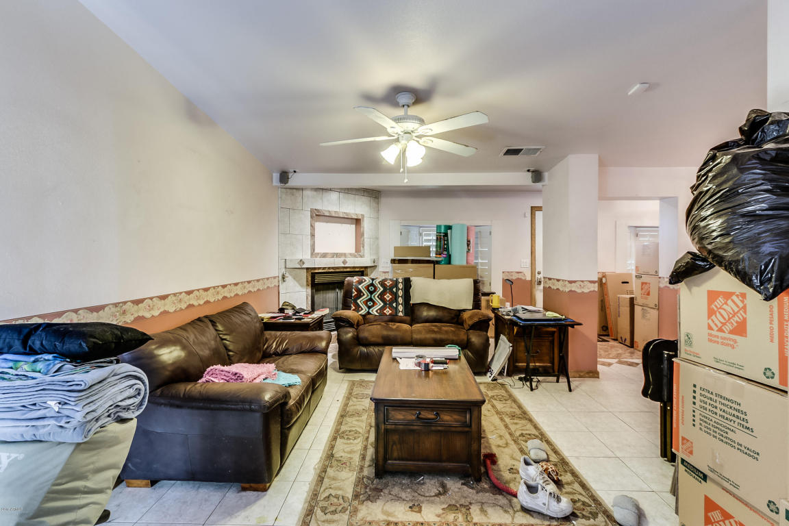 9005 N 3RD Drive, Phoenix, AZ 85021