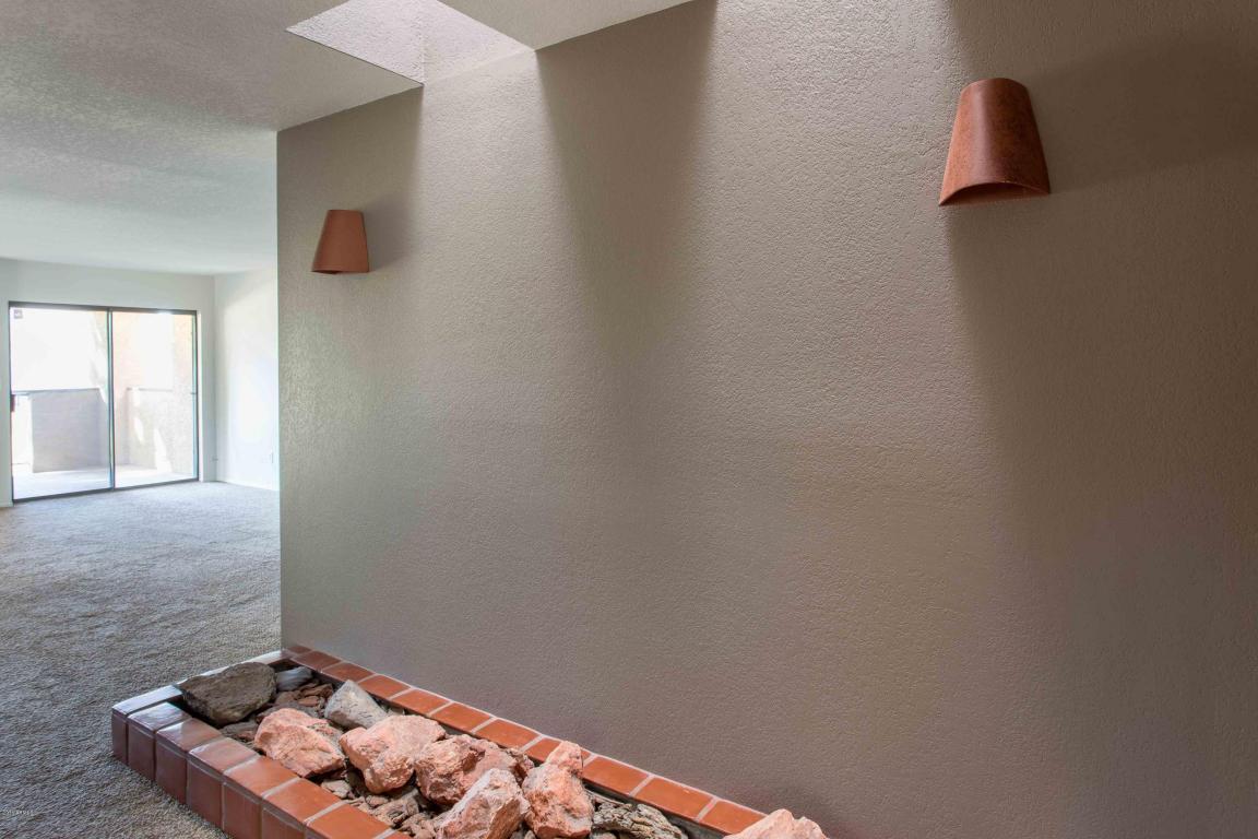 8214 N 21ST Drive, Phoenix, AZ 85021