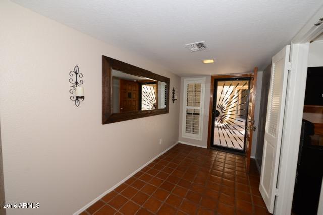 8215 N 21ST Drive, Phoenix, AZ 85021