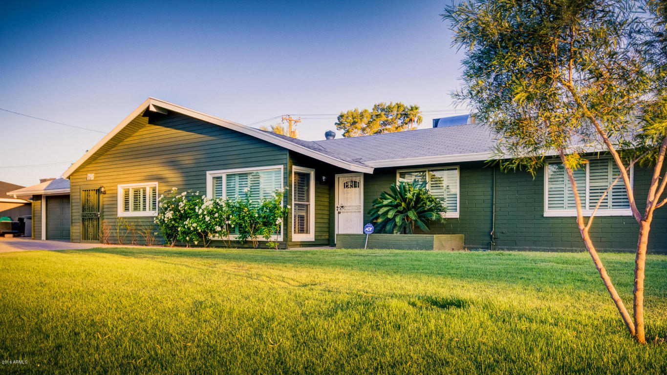 1745 W LAWRENCE Lane, Phoenix, AZ 85021