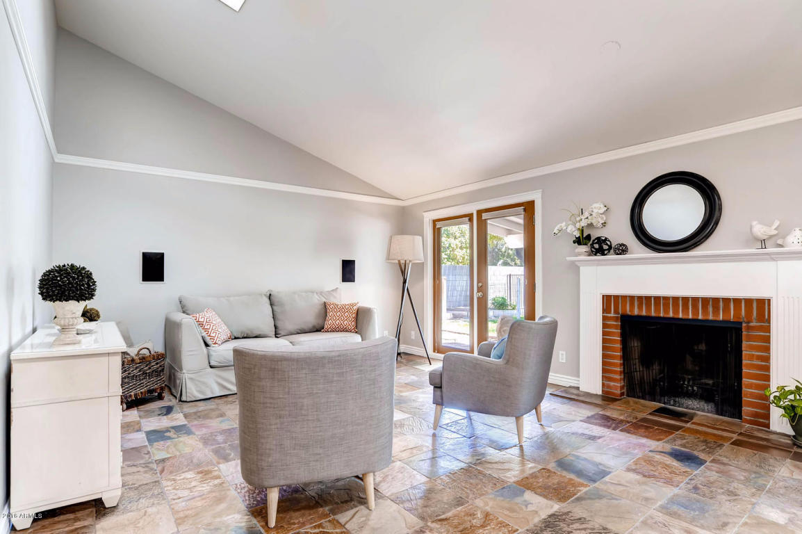1123 W ORANGEWOOD Avenue, Phoenix, AZ 85021