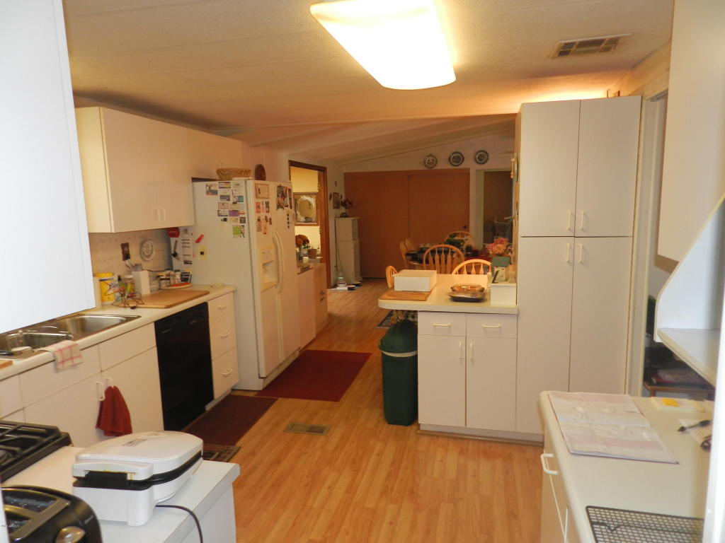 214 E BLUEFIELD Avenue, Phoenix, AZ 85022