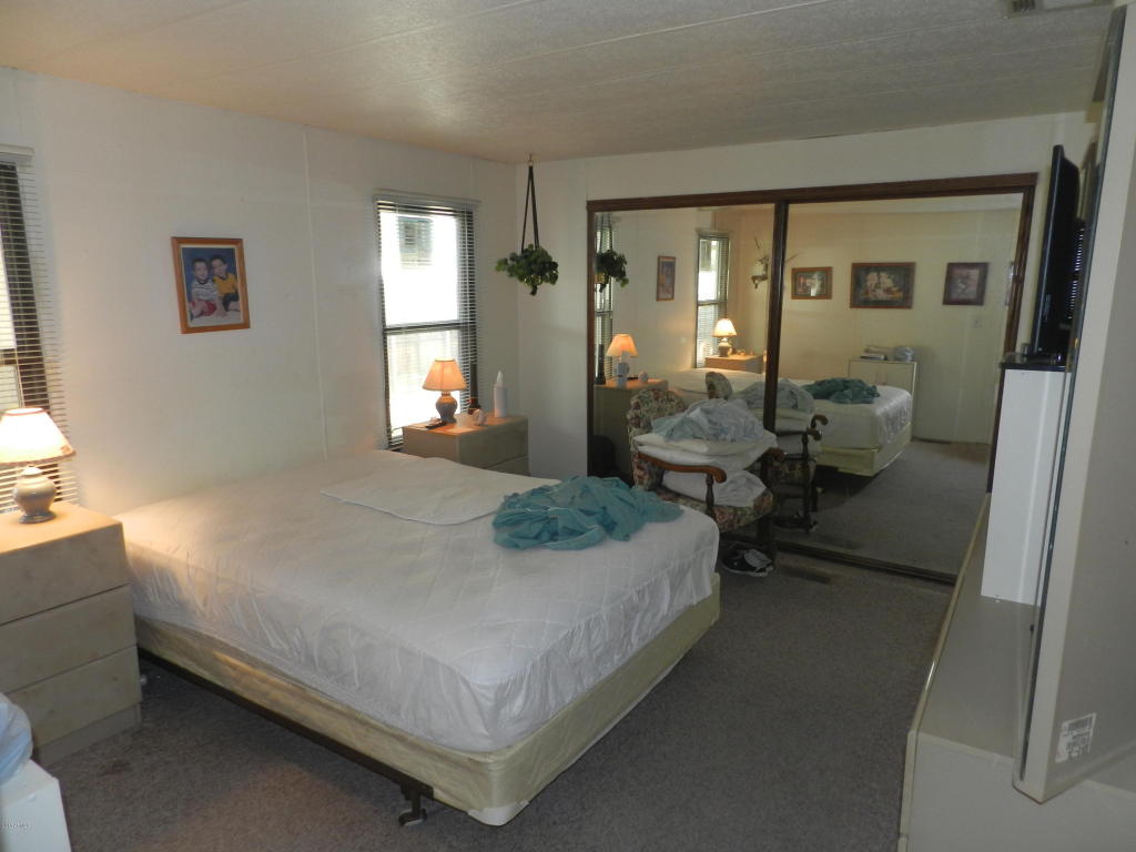 214 E BLUEFIELD Avenue, Phoenix, AZ 85022