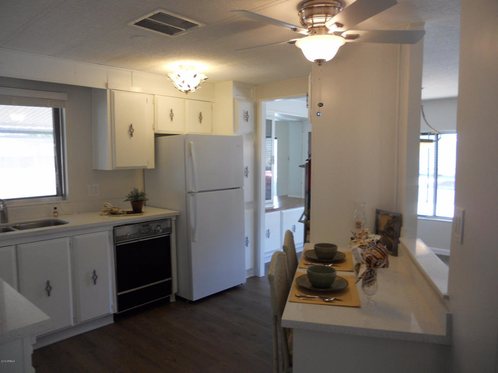 1530 E ANDERSON Drive, Phoenix, AZ 85022