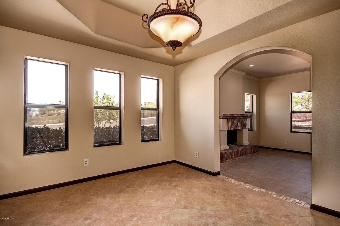 15250 N 10TH Street, Phoenix, AZ 85022