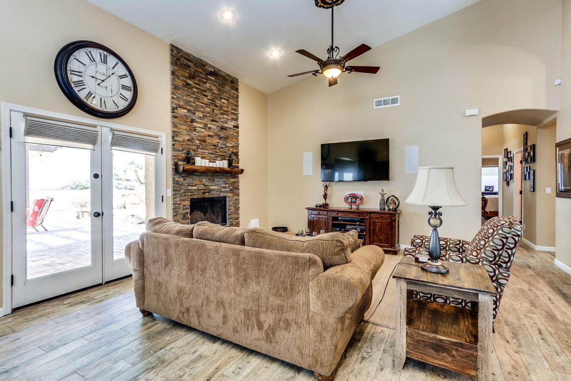 1331 E LUDLOW Drive, Phoenix, AZ 85022