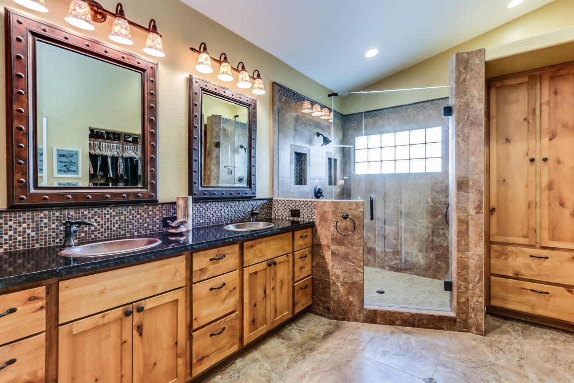 1331 E LUDLOW Drive, Phoenix, AZ 85022