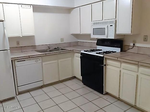 2237 W HARTFORD Avenue, Phoenix, AZ 85023
