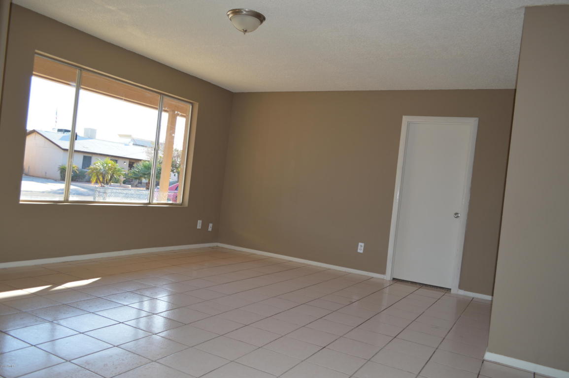 2322 W Danbury Road, Phoenix, AZ 85023