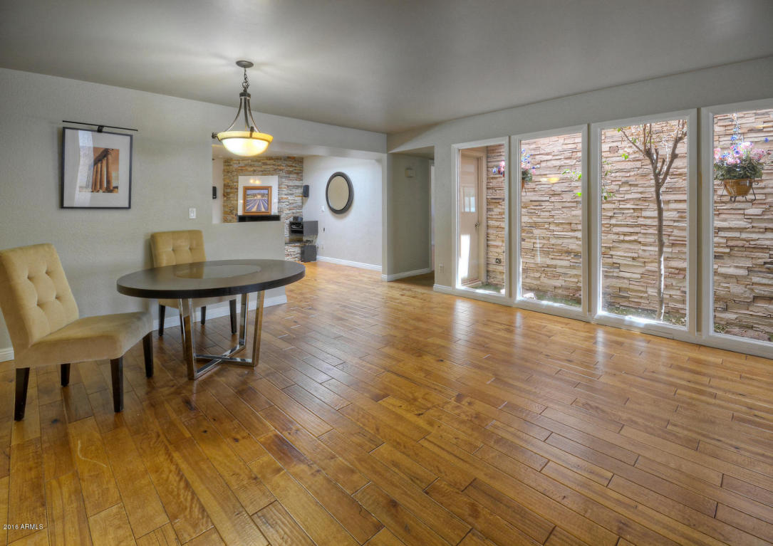 3264 E VOGEL Avenue, Phoenix, AZ 85028