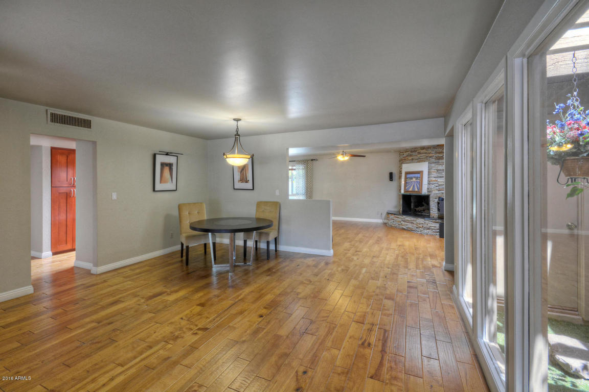 3264 E VOGEL Avenue, Phoenix, AZ 85028
