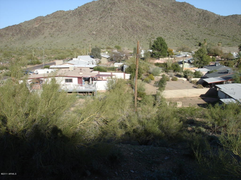 939 W Desert Cove Avenue, Phoenix, AZ 85029