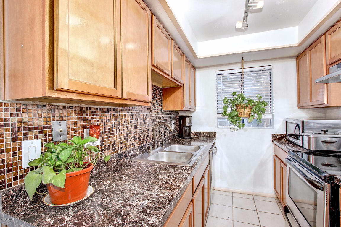 10828 N BILTMORE Drive, Phoenix, AZ 85029