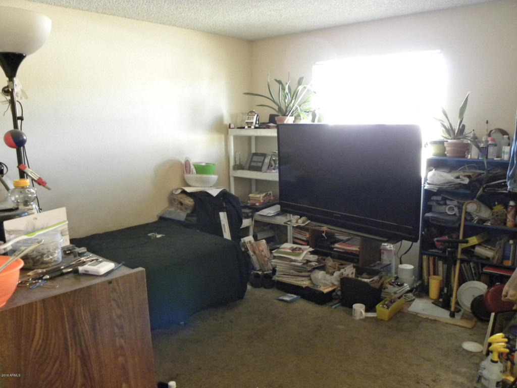 2427 W Joan De Arc Avenue, Phoenix, AZ 85029