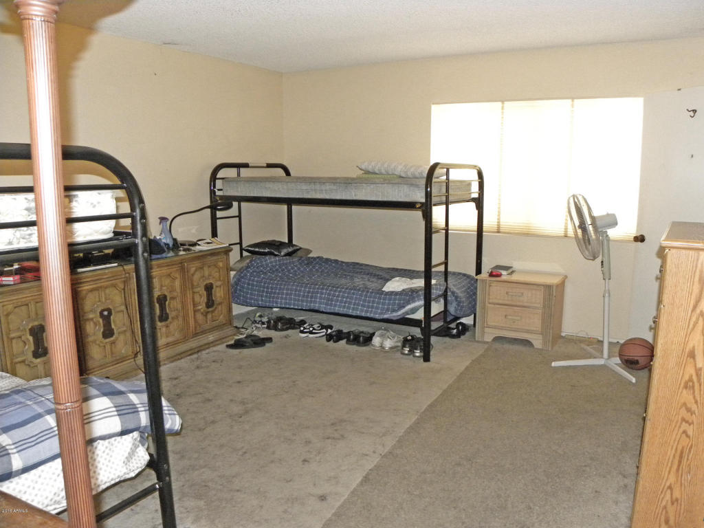 2427 W Joan De Arc Avenue, Phoenix, AZ 85029