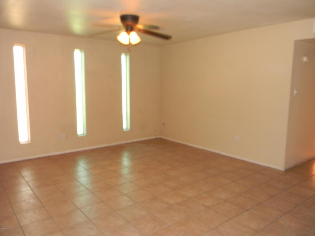 3029 W SHAW BUTTE Drive, Phoenix, AZ 85029