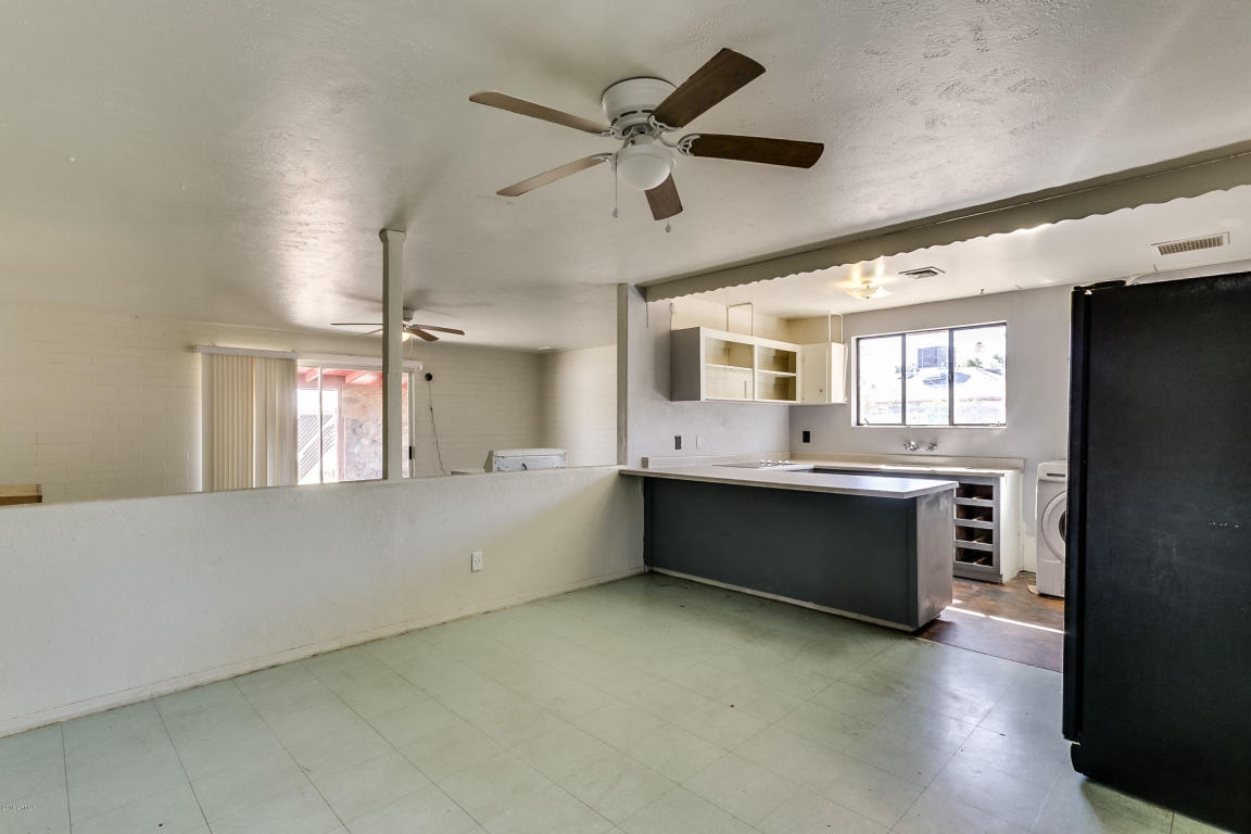 4609 W EARLL Drive, Phoenix, AZ 85031