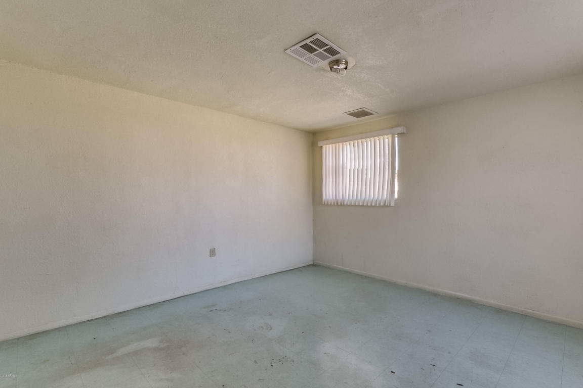 4609 W EARLL Drive, Phoenix, AZ 85031