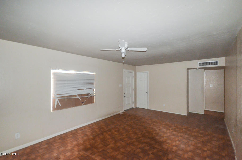 5820 W ROMA Avenue, Phoenix, AZ 85031
