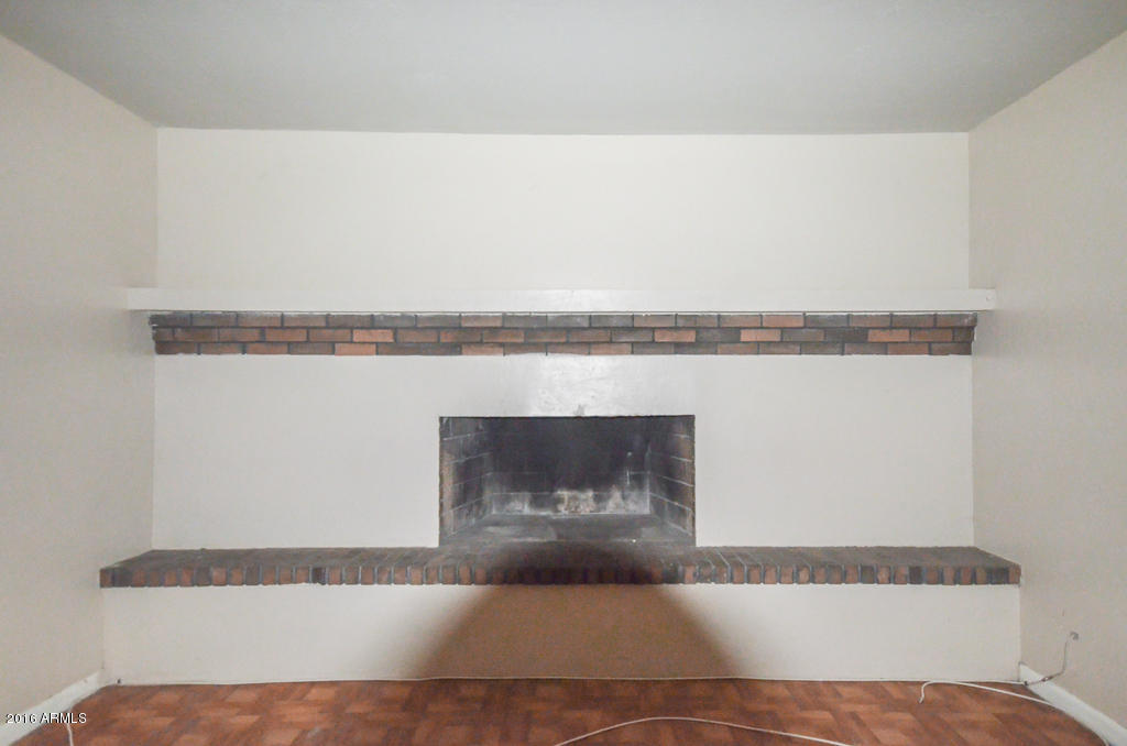 5820 W ROMA Avenue, Phoenix, AZ 85031