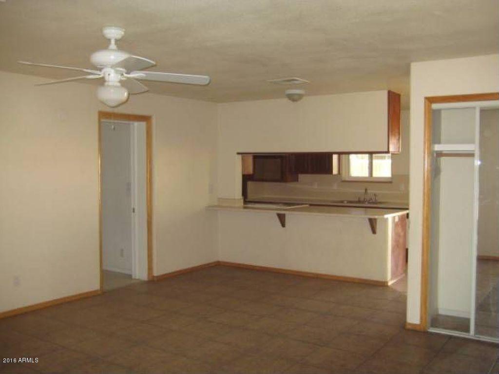 4926 W HEATHERBRAE Drive, Phoenix, AZ 85031