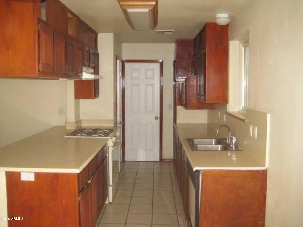 4926 W HEATHERBRAE Drive, Phoenix, AZ 85031