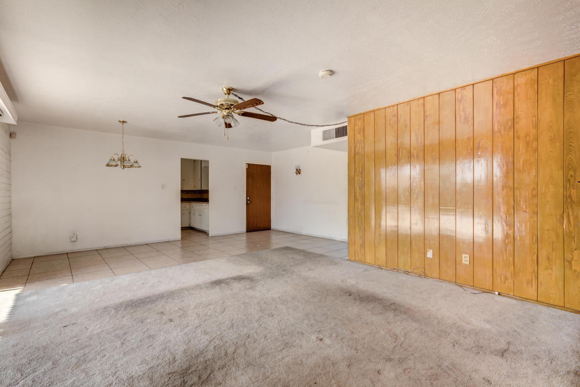 4743 W FAIRMOUNT Avenue, Phoenix, AZ 85031