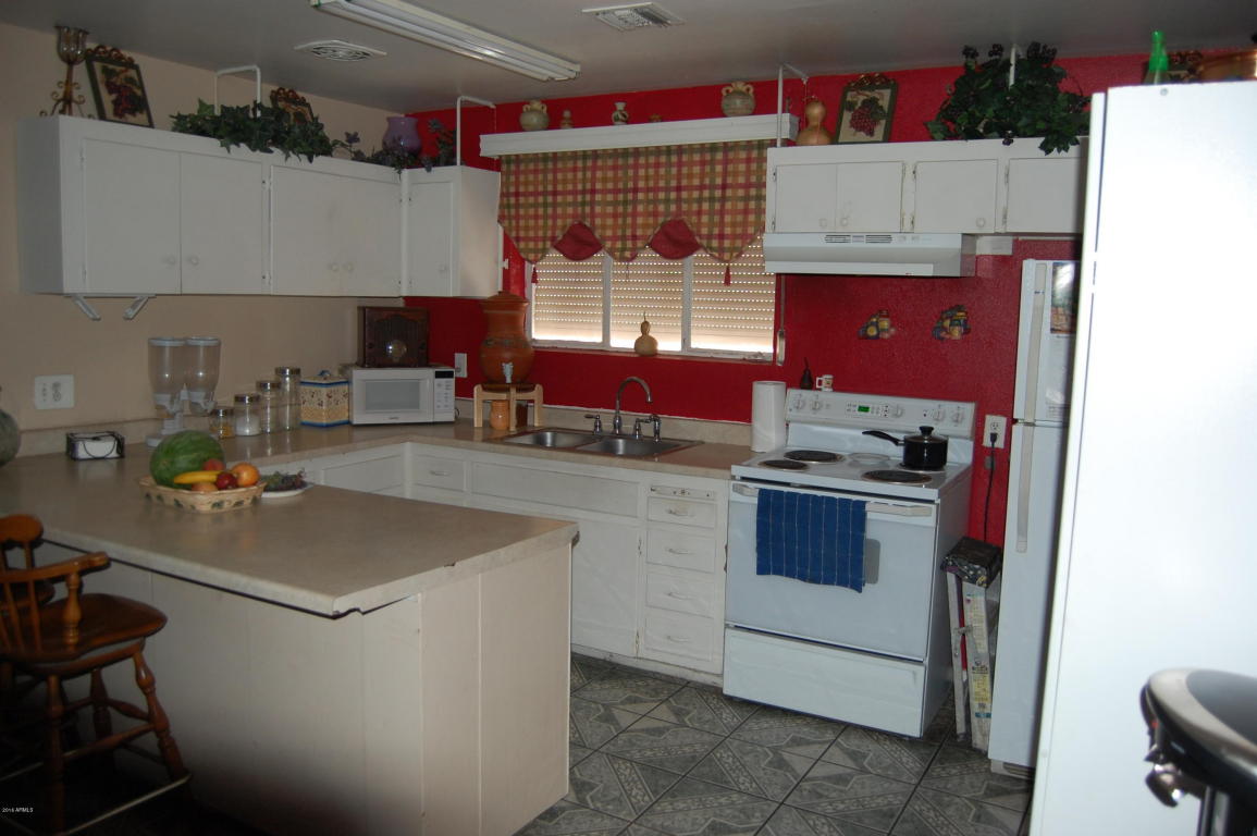 5207 W EARLL Drive, Phoenix, AZ 85031