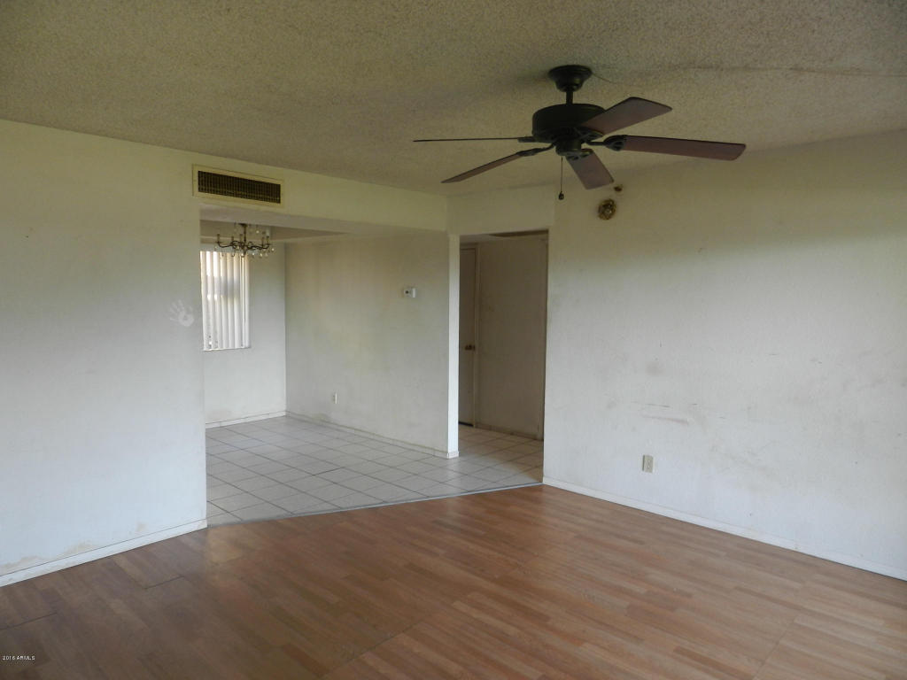 4554 E PARADISE VILLAGE Parkway N, Phoenix, AZ 85032