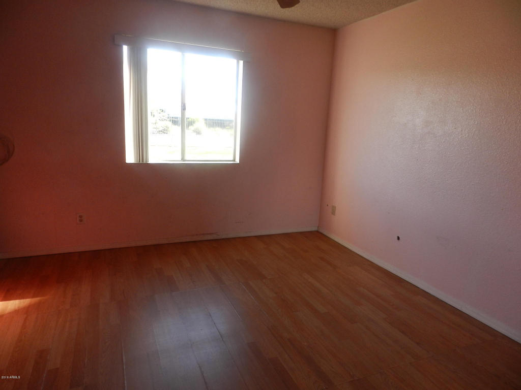 4554 E PARADISE VILLAGE Parkway N, Phoenix, AZ 85032