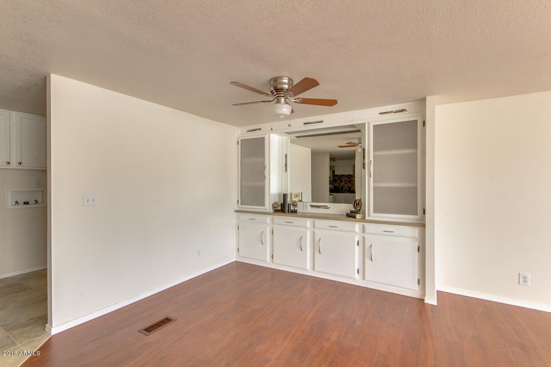 3502 E BEVERLY Lane, Phoenix, AZ 85032