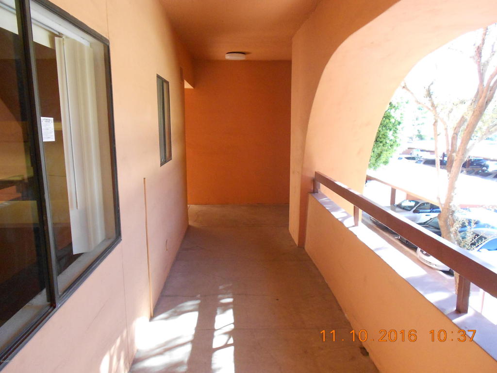 12212 N PARADISE VILLAGE Parkway S, Phoenix, AZ 85032