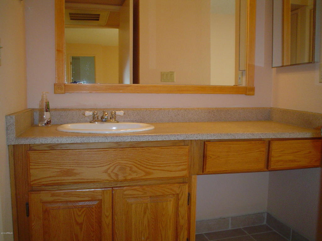 4444 E PARADISE VILLAGE Parkway N, Phoenix, AZ 85032