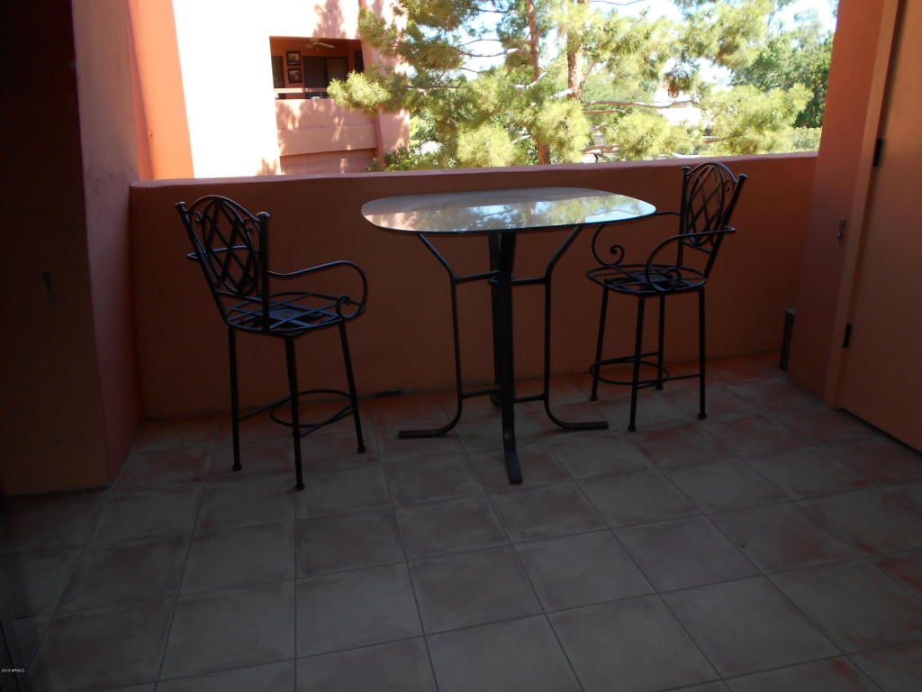 12212 N PARADISE VILLAGE Parkway S, Phoenix, AZ 85032