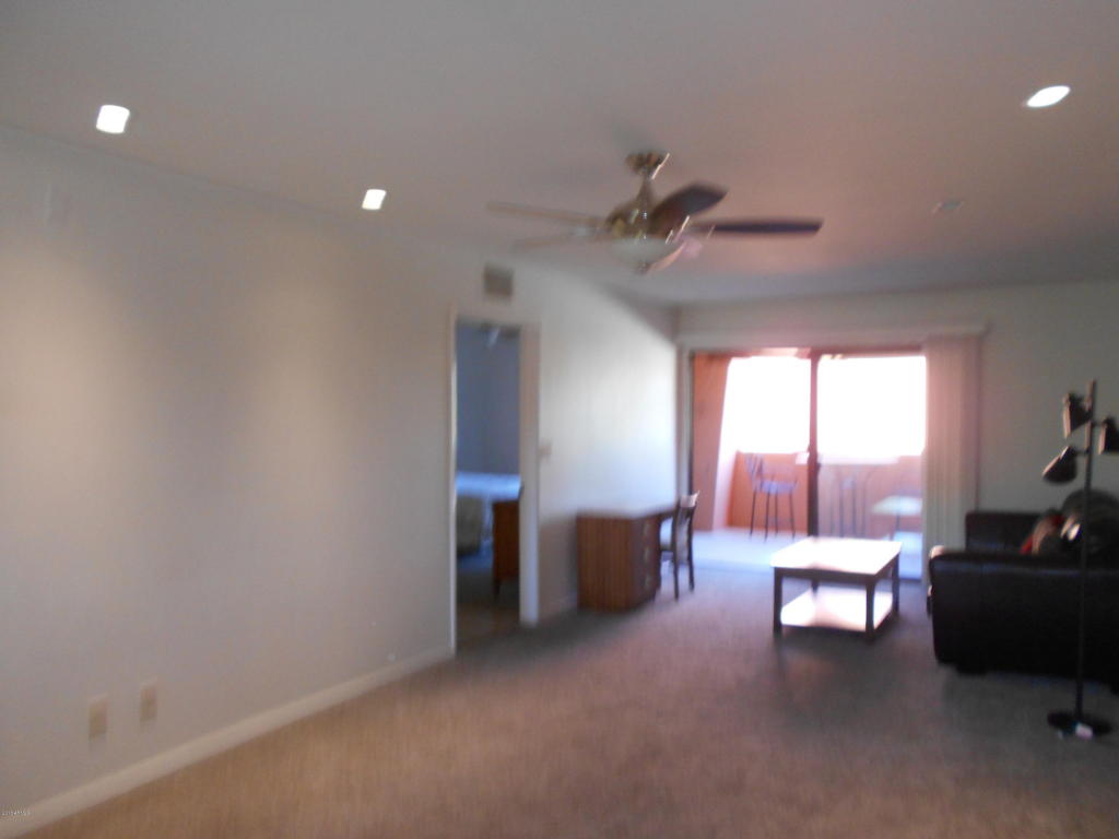 12212 N PARADISE VILLAGE Parkway S, Phoenix, AZ 85032